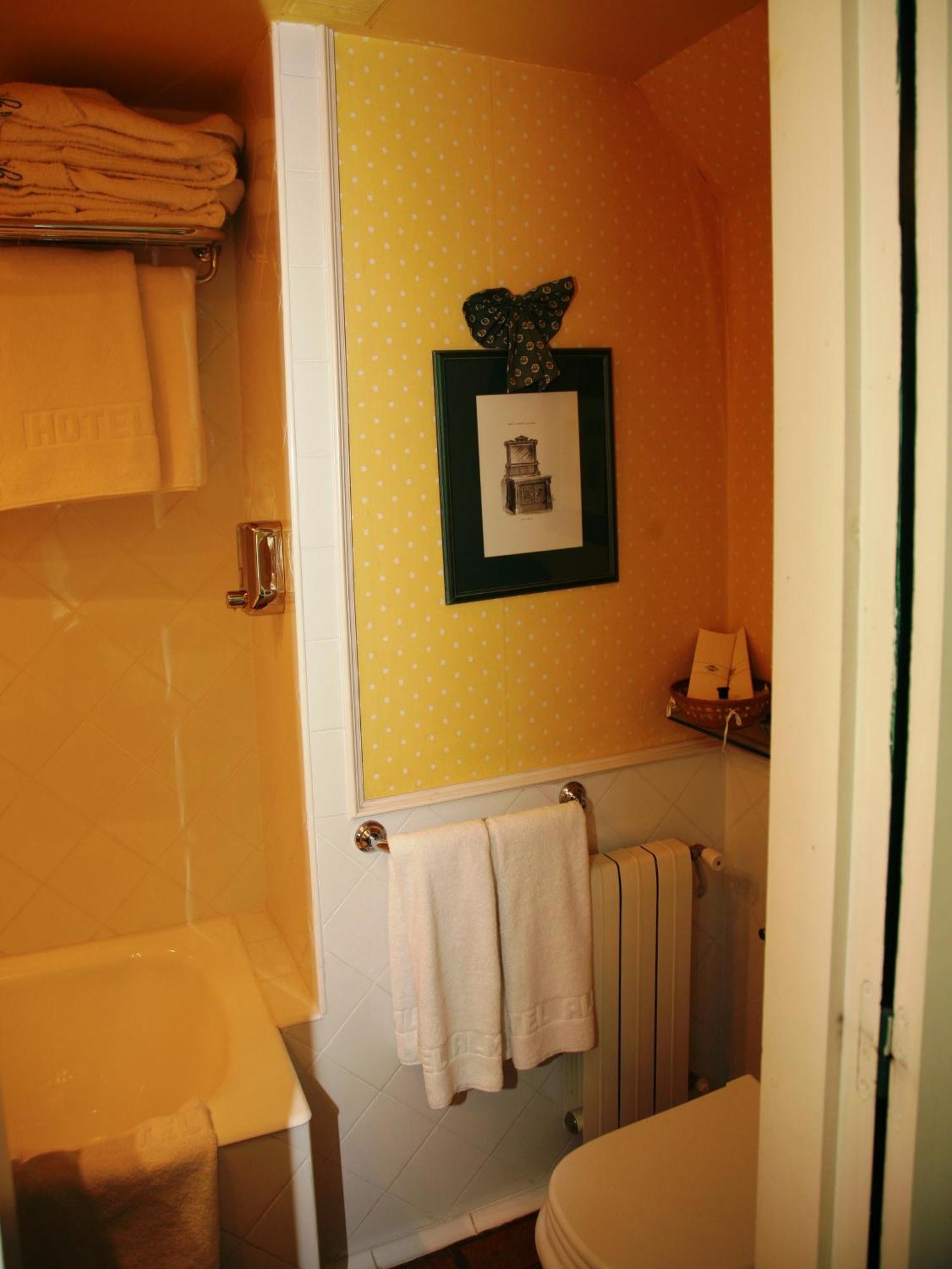 Hotel Almud Sallent De Gallego Bilik gambar